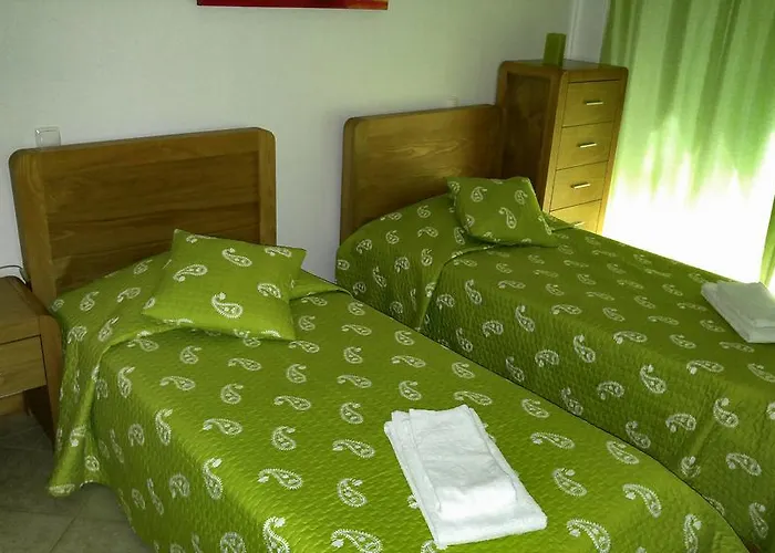 Olhos De Agua Apartman